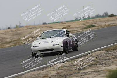 media/Jun-01-2025-CalClub SCCA (Sun) [[eae223c5dd]]/Group 5/Race (Front Straight)/